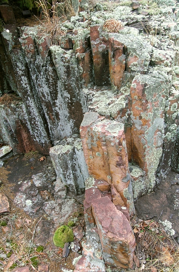 Hughes Mountain columns